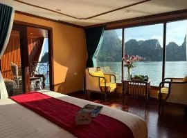 Verdure Lotus Grandeur Cruise on Ha Long Bay
