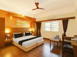 Super Townhouse Oak City Center Kushal Nagar