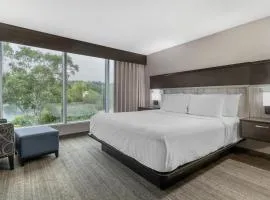 Best Western Plus Chocolate Lake Hotel - Halifax