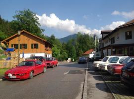 Hotel kuvat: Am Berg-Ferienwohnung