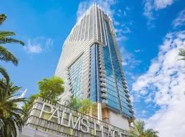 Luxury Balcony Suites - Palms Place Hotel, Resort & Casino by StripSuite Las Vegas !