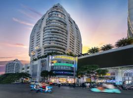Caroline Designer Hotel, Gaozhuang, Xishuangjing, hotel in Jinghong