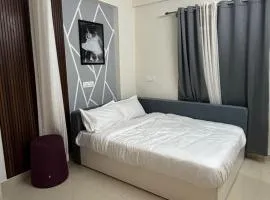 C Suites Clifton