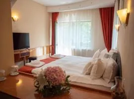 Hotel Marami