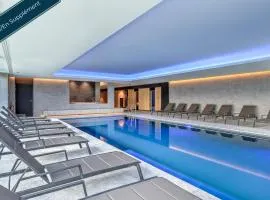 R hotel experiences