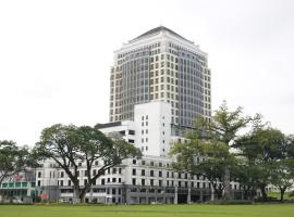 梅德卡宫套房酒店，位于古晋的酒店