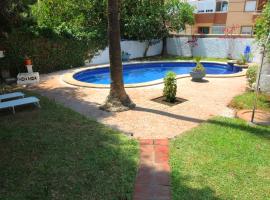 Chalet privado en Aguadulce, hotel v destinaci Aguadulce