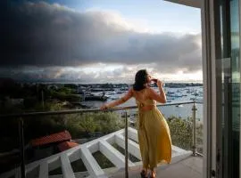 SeaSide Hotel