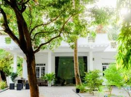 86 Villa Trincomalee