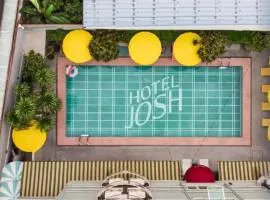 Josh Hotel