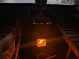 Naturlig på Korsgården Glamping, hotel in Nysted