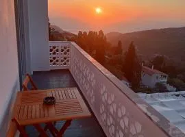 Bluenigma Hotel 6