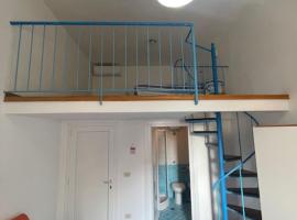 Agenzia Isotur LOCANDA NONNA GIULIA 34, hotel in Ponza