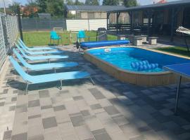 Tin Men Apartmanház, hotel in Tiszafüred