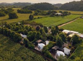 Chavallee Campground – hotel w mieście Ban Tha Chang