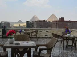 panoramapyramids&jacuzzi