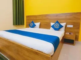 Hotel Vrindavan - The Premium Krishivaa - Near Prem Mandir - Chaar Dhaam -