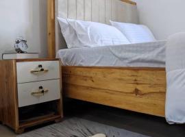 Bella Residency, ξενοδοχείο σε Μουάνζα