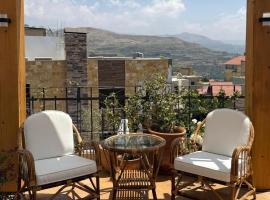 Beyt El Midan, hotel em Ehden