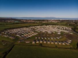 Crofthead Holiday Park, Hotel in Ayr