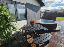 Comfort and Rest, hotel in Sandgerði