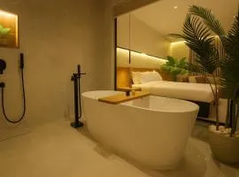 Royal Regency Hotel