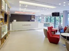 Easy Planet Bangkok Surawong