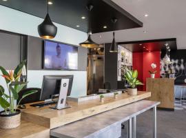 ibis Cannes Plage La Bocca, hotel en Cannes