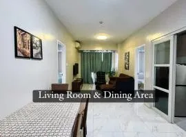 Monarch Parksuites 2BR Deluxe 4 Family beds