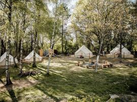 Incredible Nature Camp Ideal for Groups or Big Family Retreats in Germany, Hotel in Vorpochten