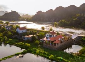 Cometa Villas Ninh Binh, отель в Ниньбине