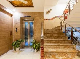 Hotel Flyway Residency