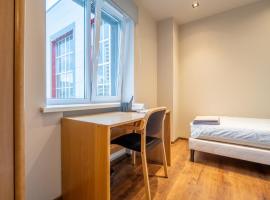 RVR Smart Apartments Riga with Free Parking and Self Check-in, hotell i Rīga