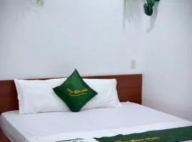Thiên Nhiên Hotel