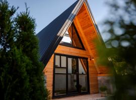 Montenegrina Wood House, hotell sihtkohas Bijelo Polje