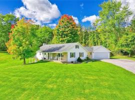 High-End Finger Lakes Escape - Expansive Game Room, Cozy Firepit, & Scenic Views, Hotel in Penn Yan