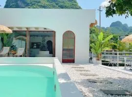 Yangshuo Mosu Hotel,Near the Yulong River