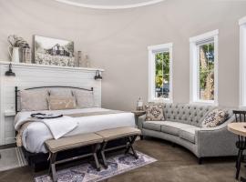 Silo Suite 2-Near Zion National Park, ξενοδοχείο σε La Verkin