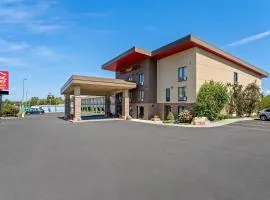 Red Roof Inn PLUS+ & Suites Malone