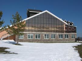 Hotel Snö La Corza Blanca, hotel in Brañavieja