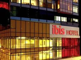 Ibis Hong Kong Central & Sheung Wan