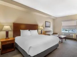 Best Western Plus Service Inn & Suites