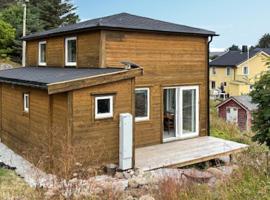 Lovely Home In Mausund With Wifi, Hotel in Bogøyvær