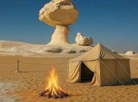 White desert safari in Egypt, hotel in Bawiti