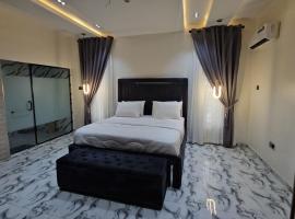 Room in eleko, hotel em Eluju