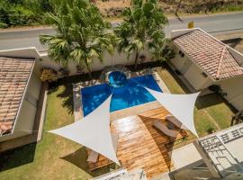 Beachside 1st Floor Condo Near Flamingo & Conchal，位于普拉亚弗拉明戈的酒店