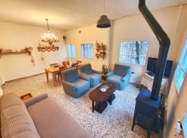 Kadisha River House, hotel en Bisharri