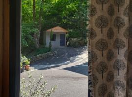 HUTS By Innwoods, Hotel in Alawerdi