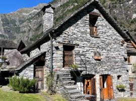 Casa Meridiana - Sonlerto - Val Bavona, hotel in Cevio