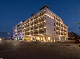 Oasis White Hotel